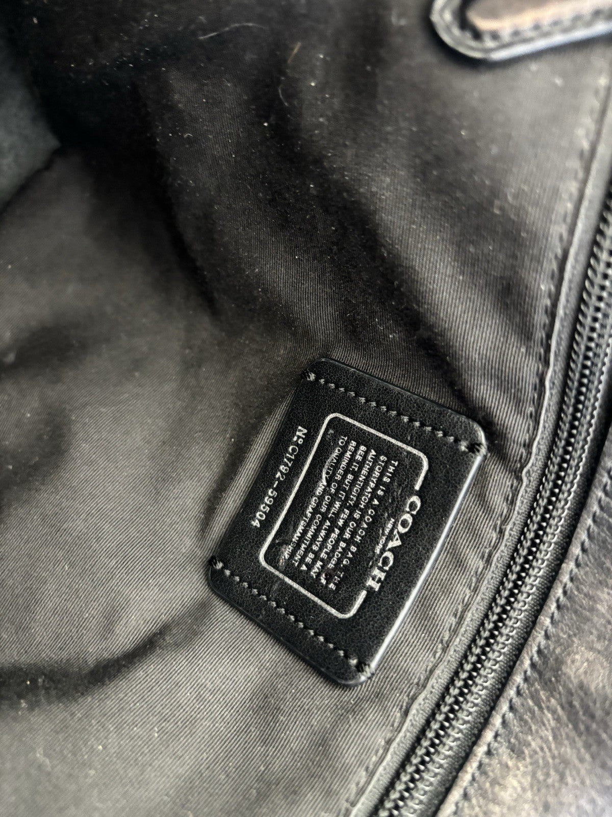 Designer COACH Brand Metropolitan Soft Pack sling bag leather black (org $395)