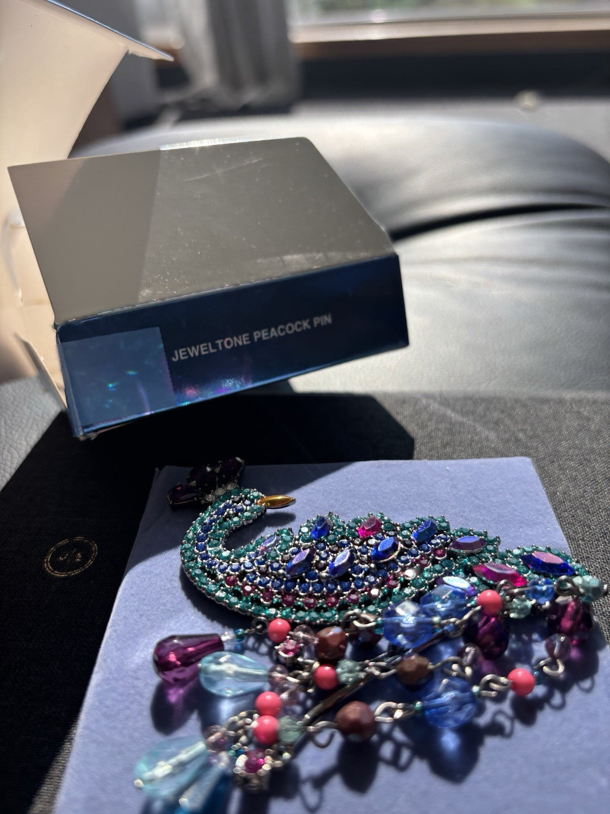 NWT Vintage Avon SP 2004 Dazzling Rhinestone Peacock Brooch Pin w/ Beaded Tail