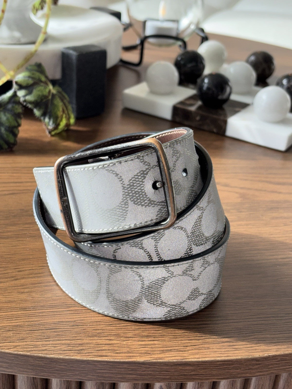 COACH Reversible Belt Reflective Signature Logo Leather 38mm Sz 30-32 (Org $250)