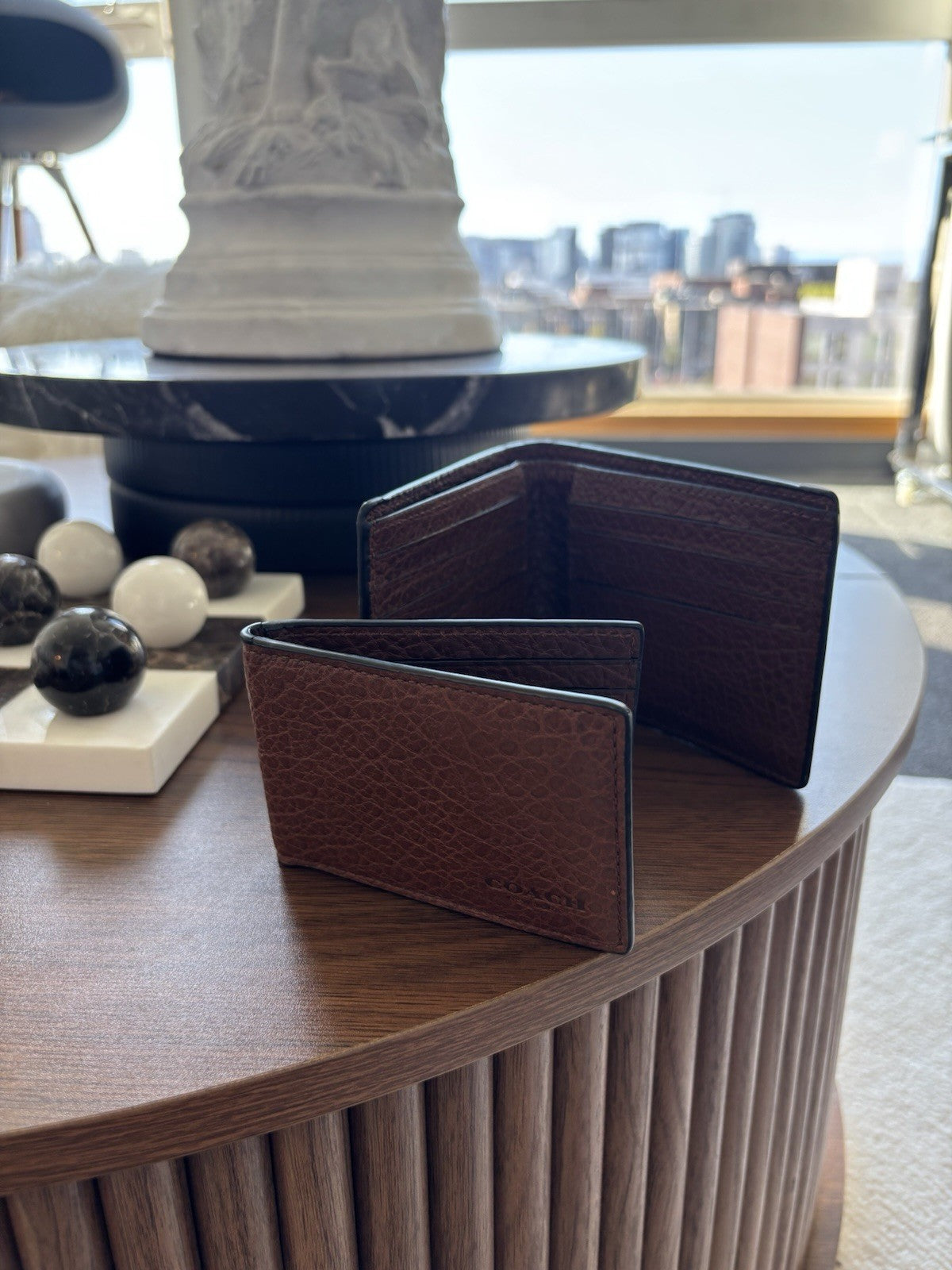 Designer COACH Genuine Leather Wallet 3 In 1 ID Window /Gunmetal Studs (Org$250)