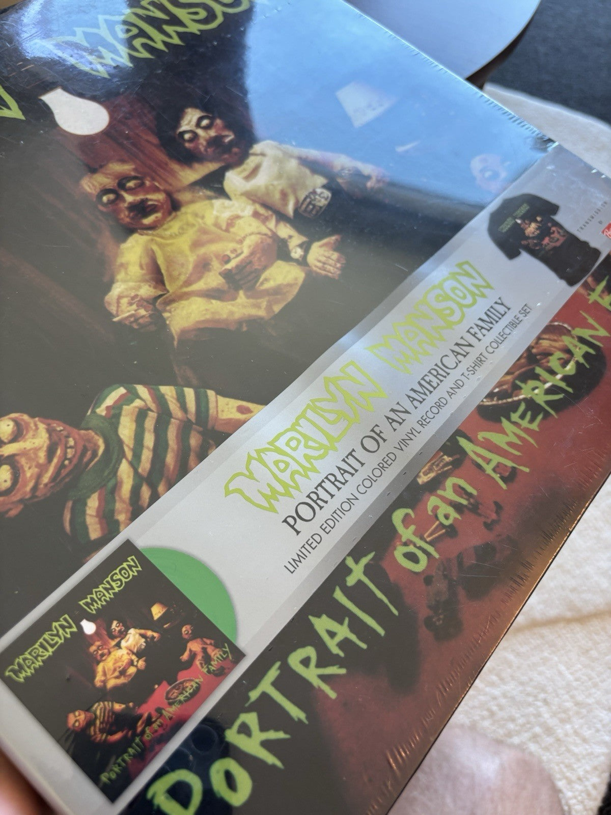 MARILYN MANSON PORTRAIT OF AN AMERICAN FAMILY 2009 VINYL BOX SET W/ Lg T-SHIRT