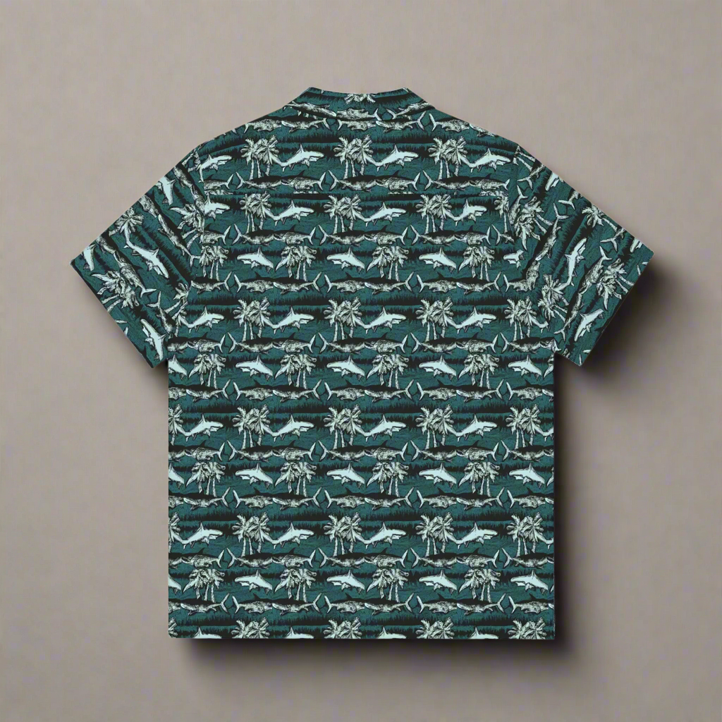 ISLAND HUNTER // button tee
