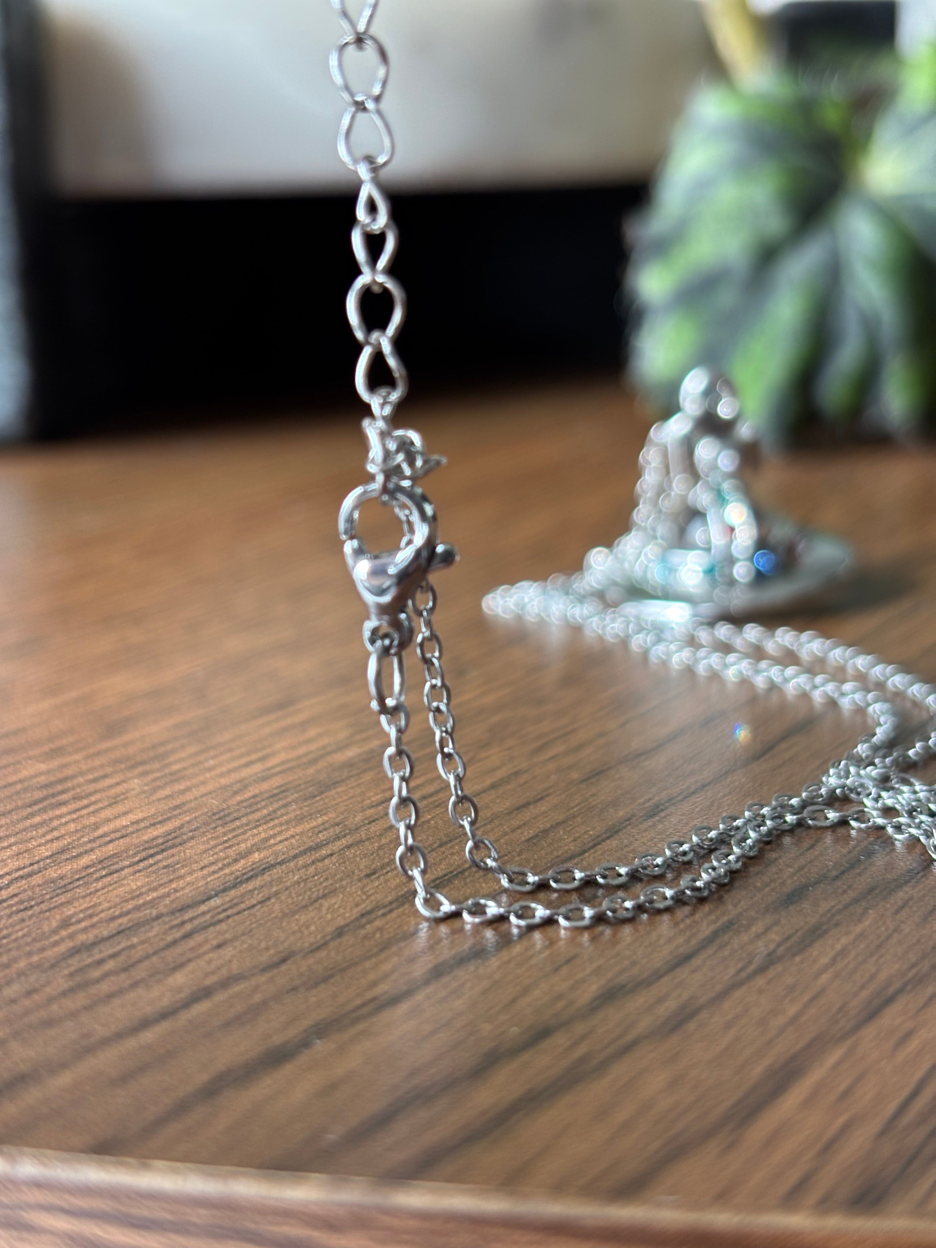 VIVIENNE WESTWOOD Medium Orb Necklace Silver Crystal Icon (org $595)