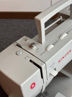 SINGER Sewing Machine (org $350)