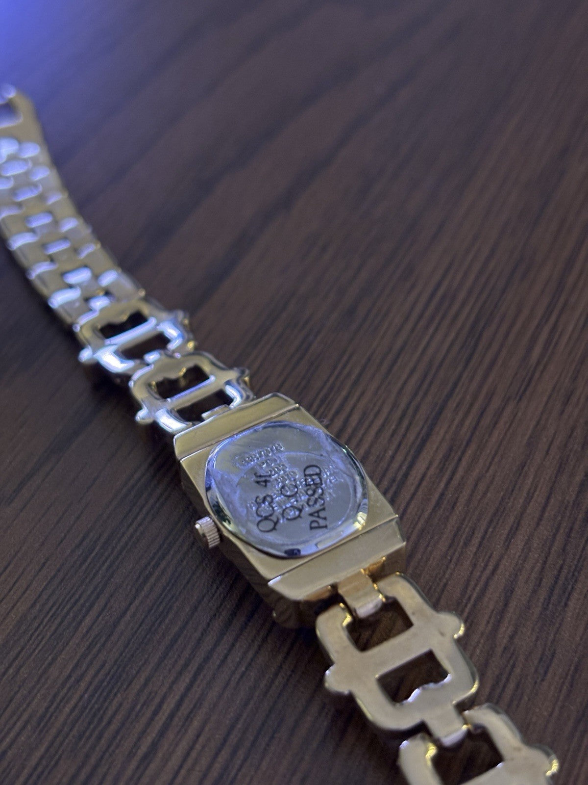 GRUEN Vintage Gold Tone Peekaboo Hidden Face Pearl Dial Slide Out Bracelet Watch