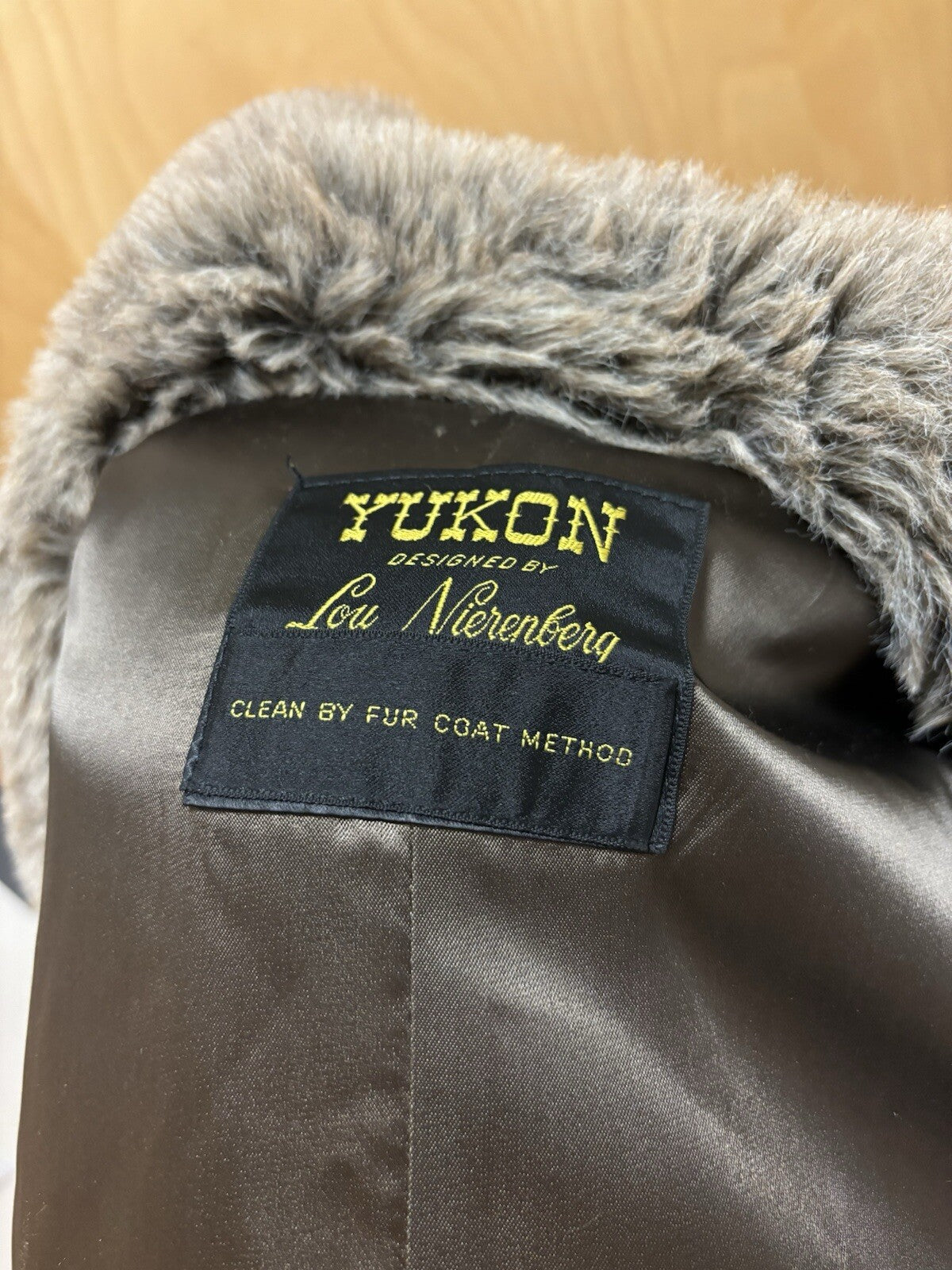 YUKON Vintage Winter Fur Coat Zip Jacket Apres Ski Brown Size 42 Large(org $450)