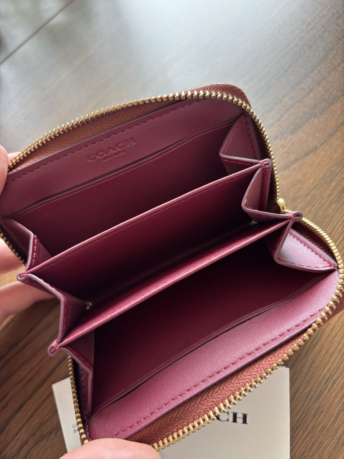 NWT designer COACH Small Zip Wallet Coin/Card Case Signature Tan/rust (org $95)