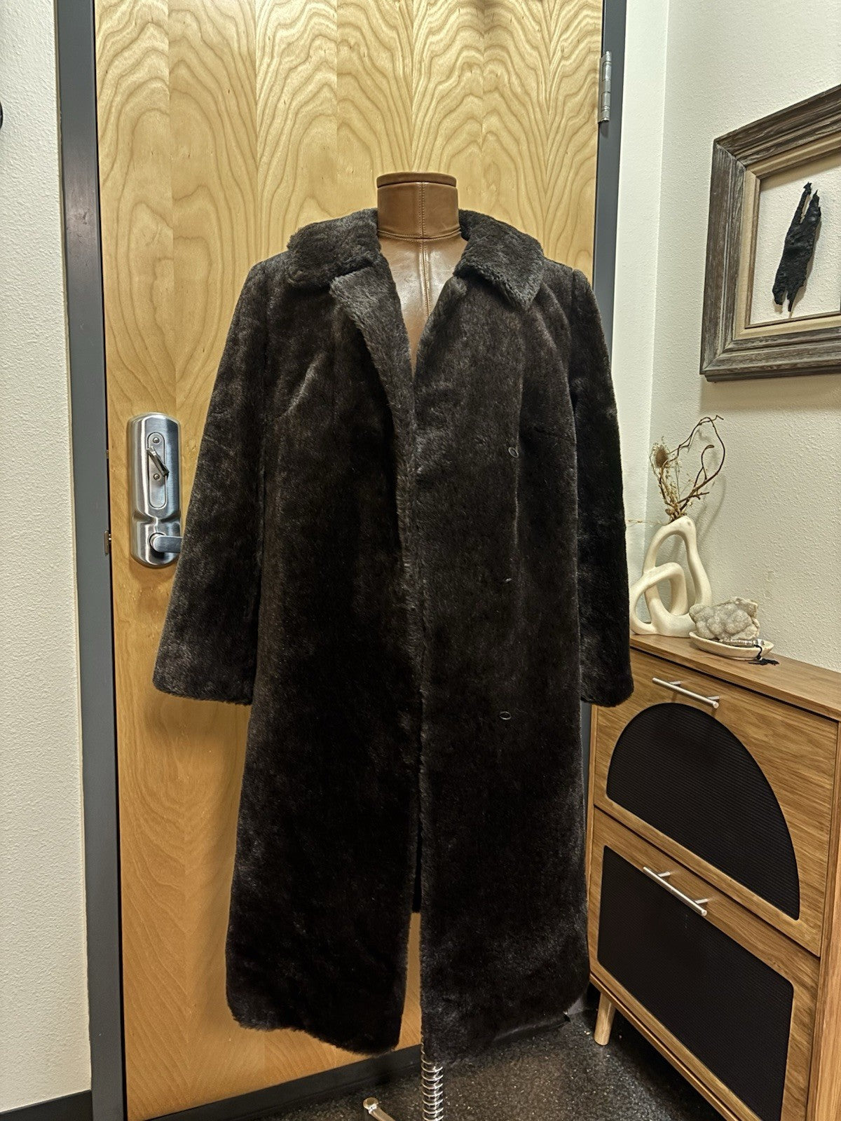 PETER HAHN 1990’s Llama Alpaca Brown Fur Coat Long Jacket Vintage (org $1300)