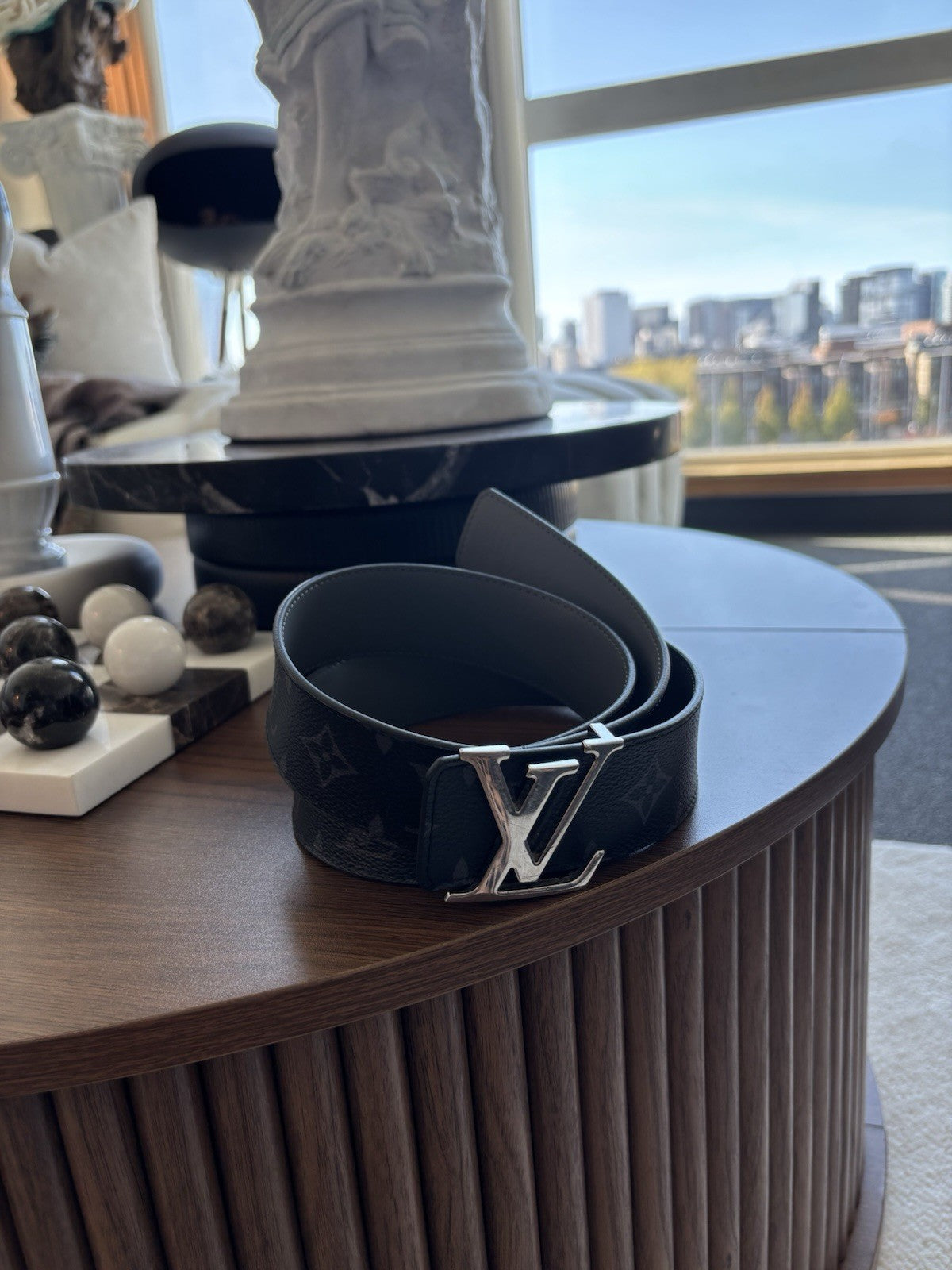LOUIS VUITTON Authentic Eclipse Belt Black LV Reversible Logo Men 32 (org $650)