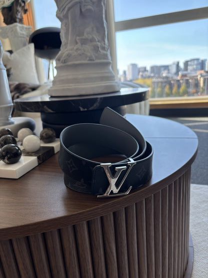 LOUIS VUITTON Authentic Eclipse Belt Black LV Reversible Logo Men 32 (org $650)