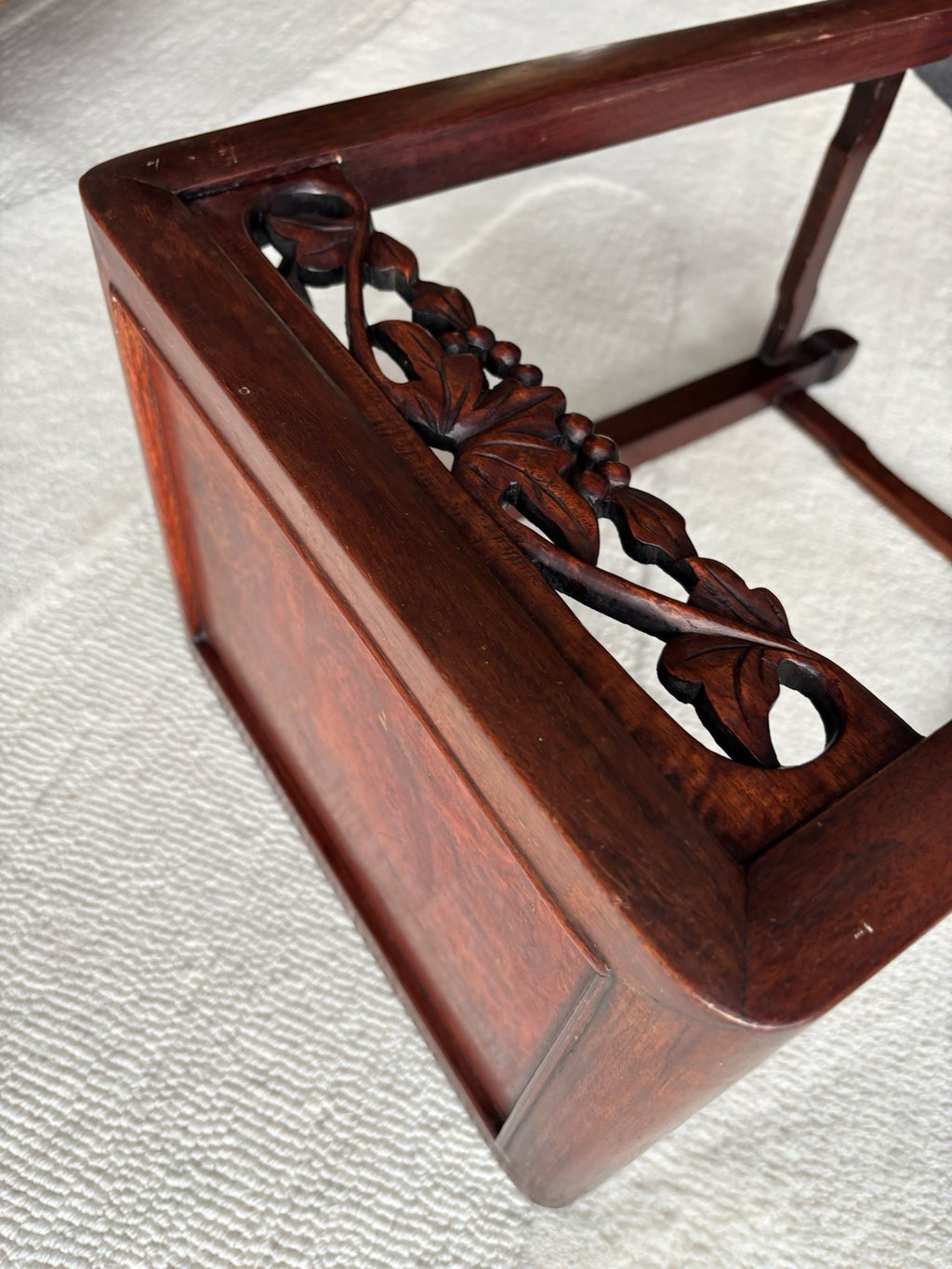 ANTIQUE Chinese Rosewood Pedestal Stand Carved Hardwood Plant Tea Side Table