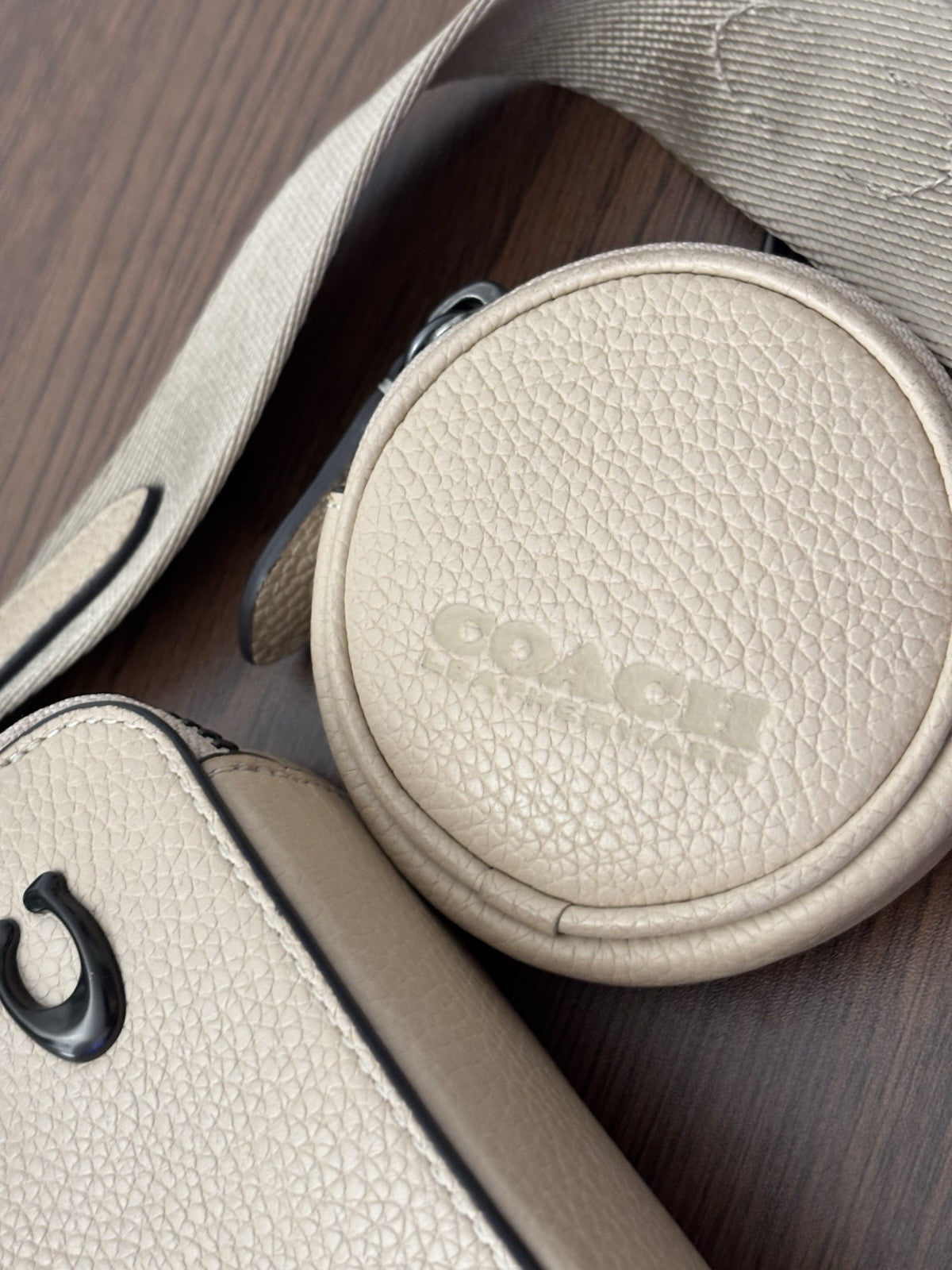 COACH Pebble Leather Charter Slim Crossbody Zip Bag Ivory/Cream Black (org $295)