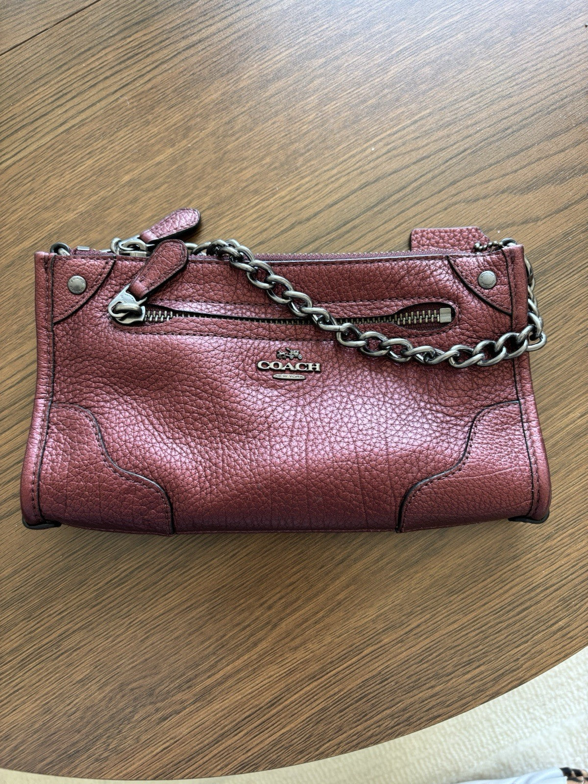 Designer COACH Brand Metallic Magenta Leather Crossbody Bag Clutch (org $295)