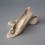 SALVATORE FERRAGAMO Vintage Italy Suede Leather Tan Pumps Shoes 8 AAA Narrow