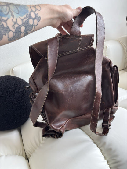 VINTAGE Classic Real Cow Hide Leather Backpack Daypack Brass Hardware Buckles