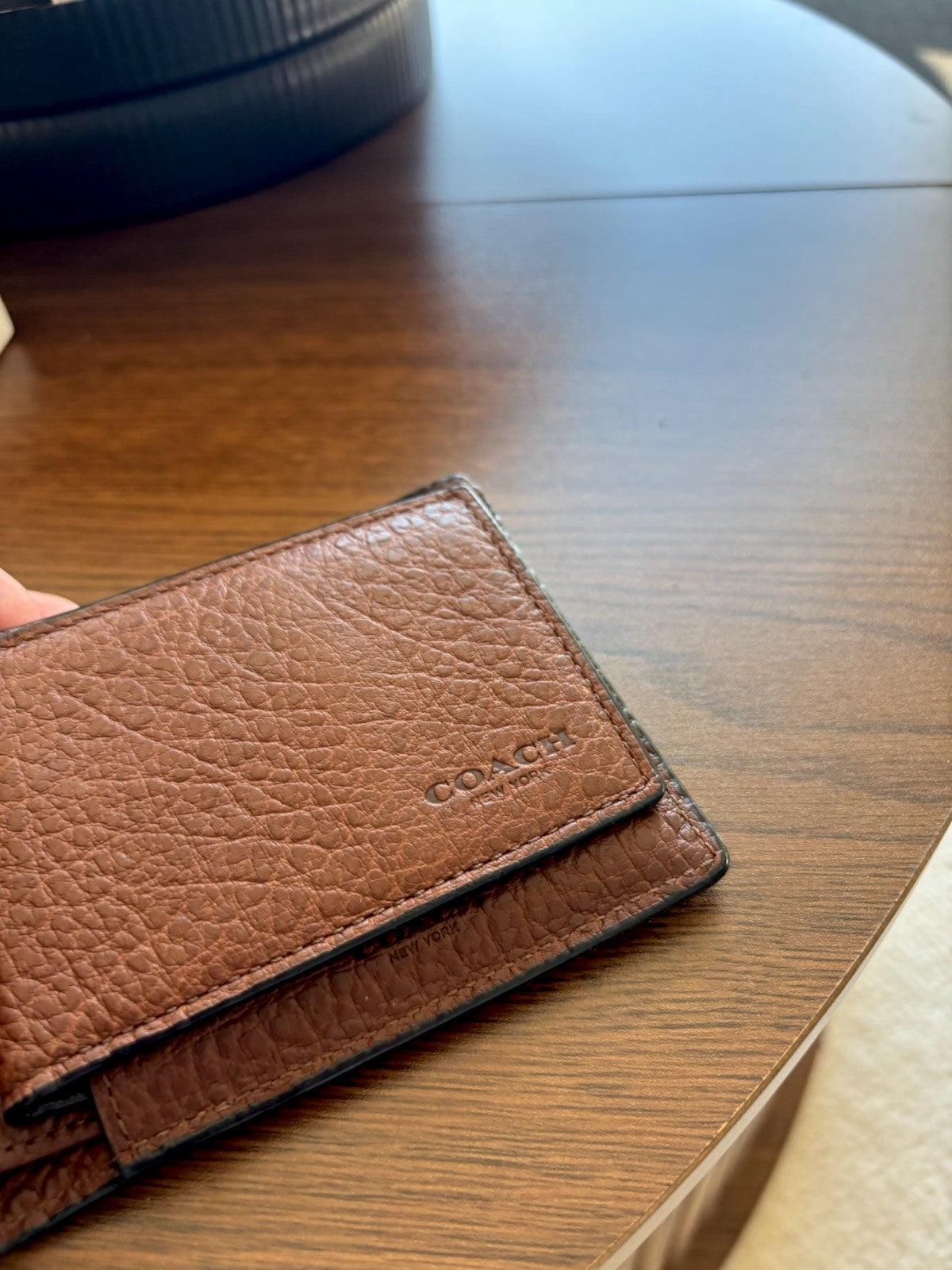 Designer COACH Genuine Leather Wallet 3 In 1 ID Window /Gunmetal Studs (Org$250)