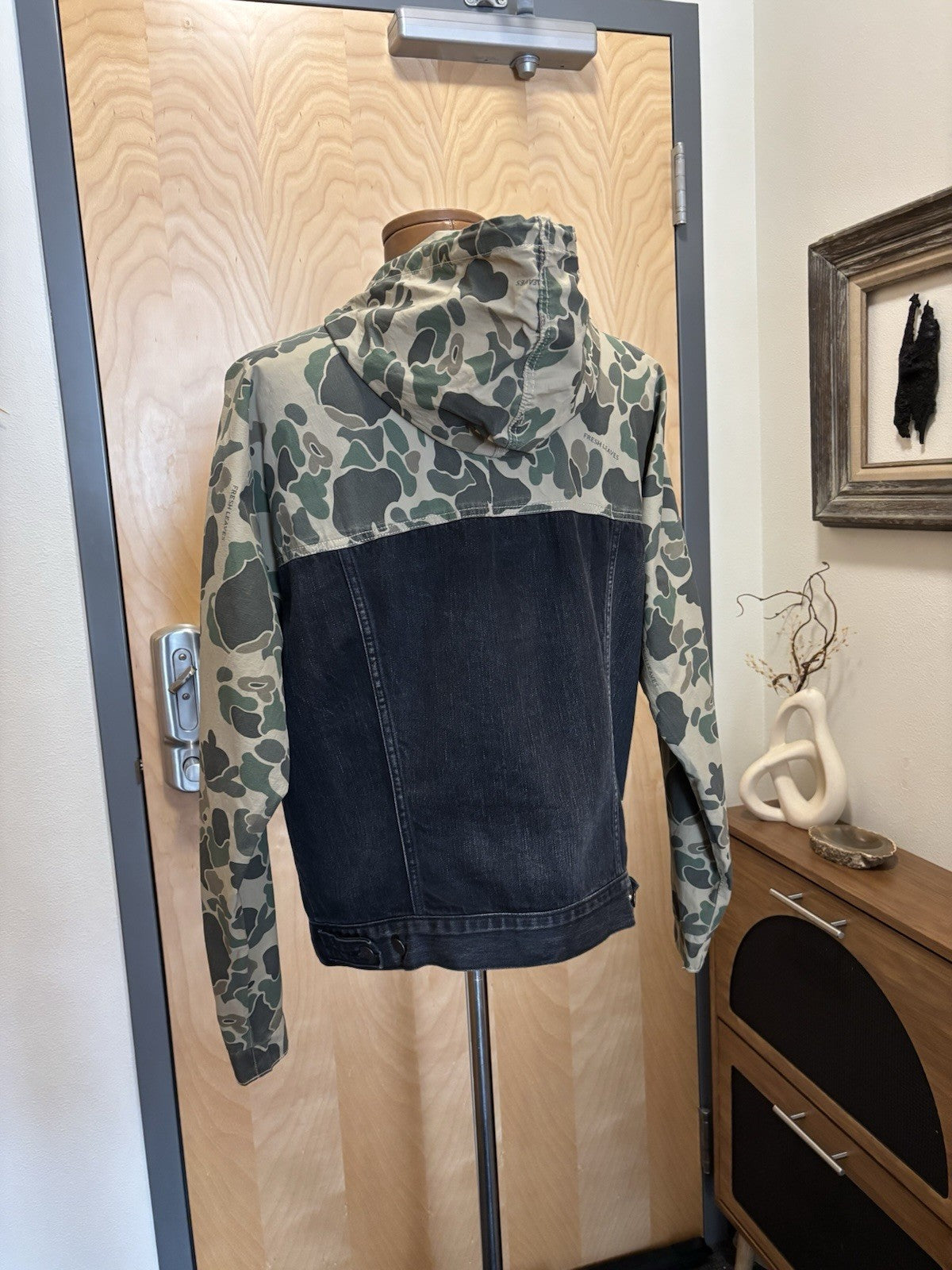 Rare Denim LEVI'S X JUSTIN TIMBERLAKE Hybrid Camo Hood Trucker Jacket (org $195)