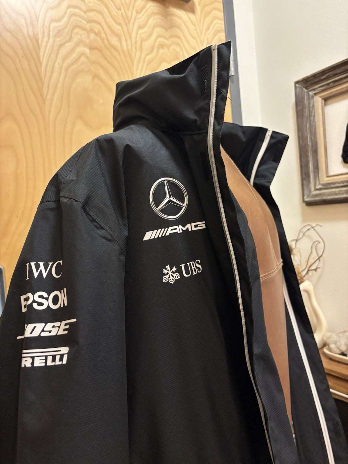 HUGO BOSS Mercedes Amg Petronas Formula One Team Windbreaker Coat Zip Jacket XL