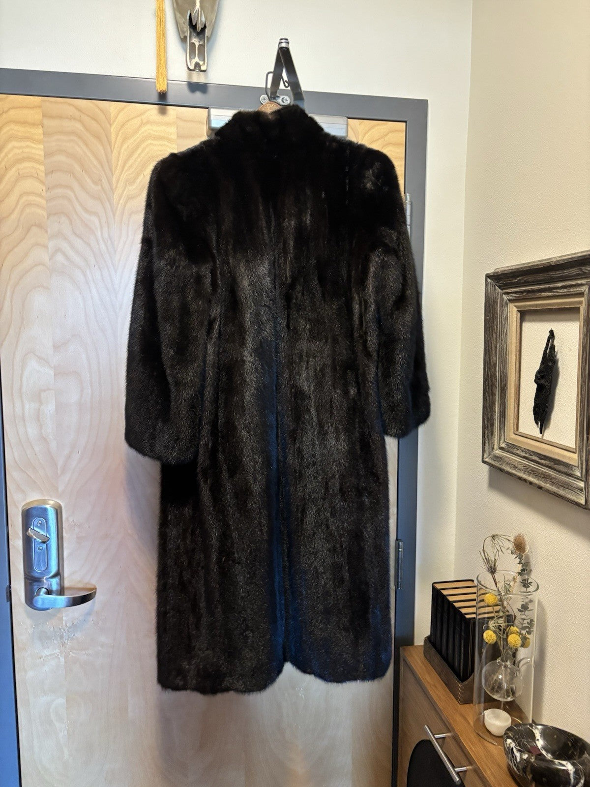 VINTAGE Mink Miller Brothers Baltimore Luxurious Long Brown Fur Coat Pockets (S)