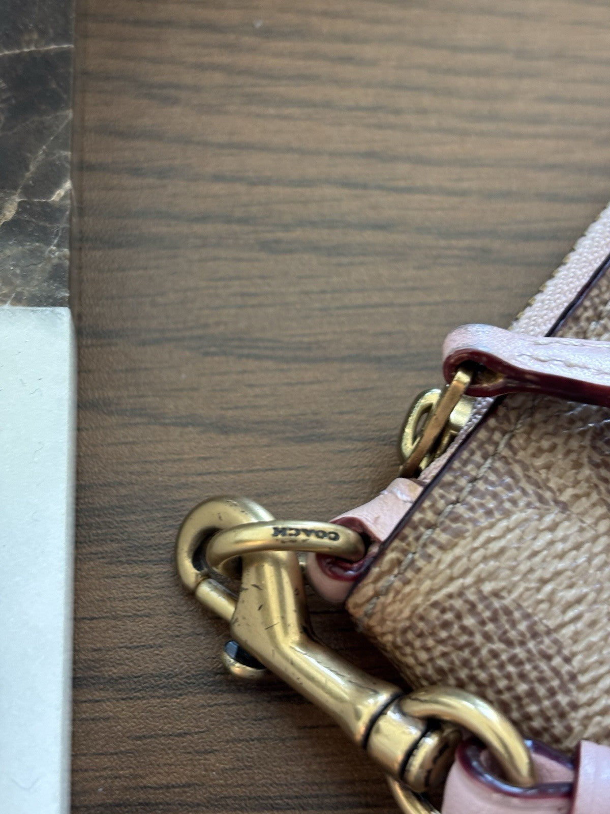 Designer COACH Zip Wristlet Signature Khaki/Tan Canvas Blush Pink Leather Stripe