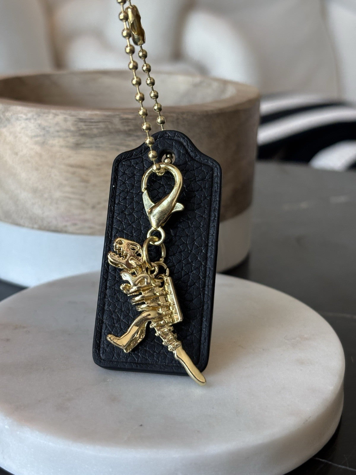 COACH NewYork Designer REXY Leather Hang Tag Dino Bag Charm Fob Chain Gold/Black