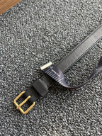 COACH Designer Belt Black Thin Leather Classic Gold Buckle Size 31-36 (org $195)