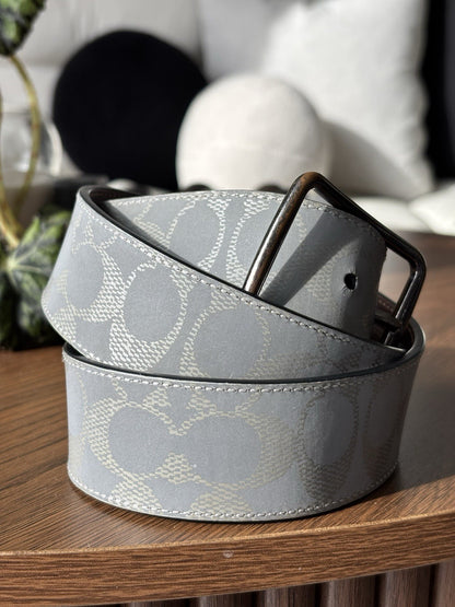 COACH Reversible Belt Reflective Signature Logo Leather 38mm Sz 30-32 (Org $250)