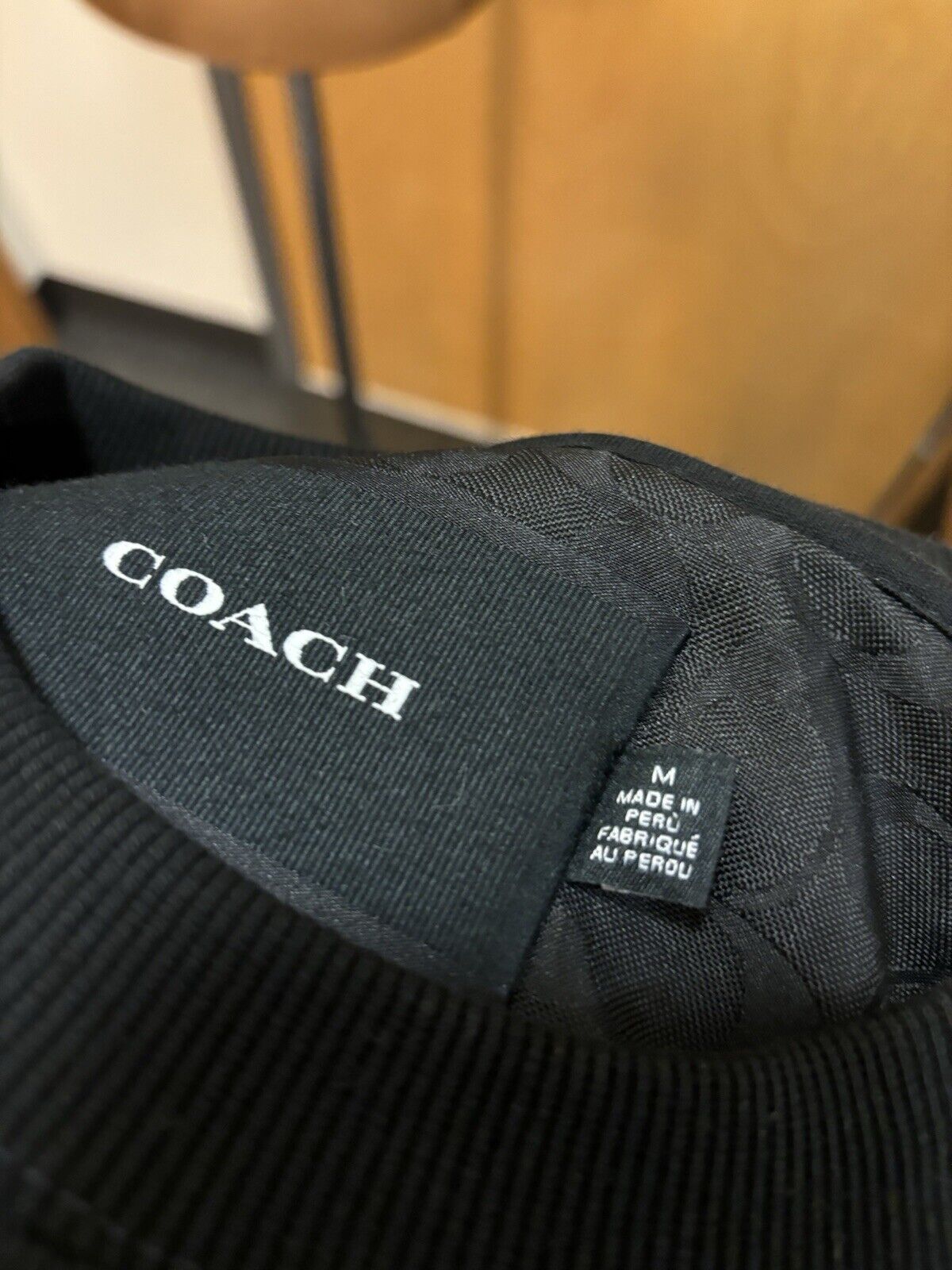 Designer COACH Essential Crew Neck Sweater Classic Heritage Black Size L ($250)