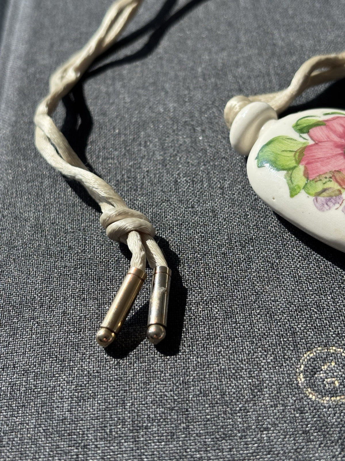 Vtg AVON Hand Painted Floral Ceramic Pendant Necklace W/Tassel & Silk Cord 1980