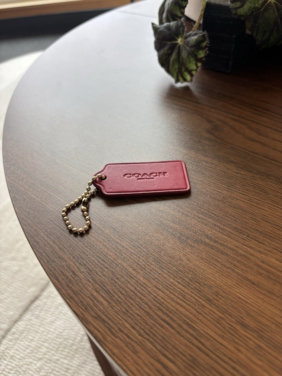 COACH Designer Kiss Lips Red Gloss Hanging Leather Bag Tag Charm Fob Gold Chain