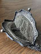 ANTIQUE Victorian Edwardian Chainmail Coin Purse Kiss-lock Pouch Silver Tone Bag