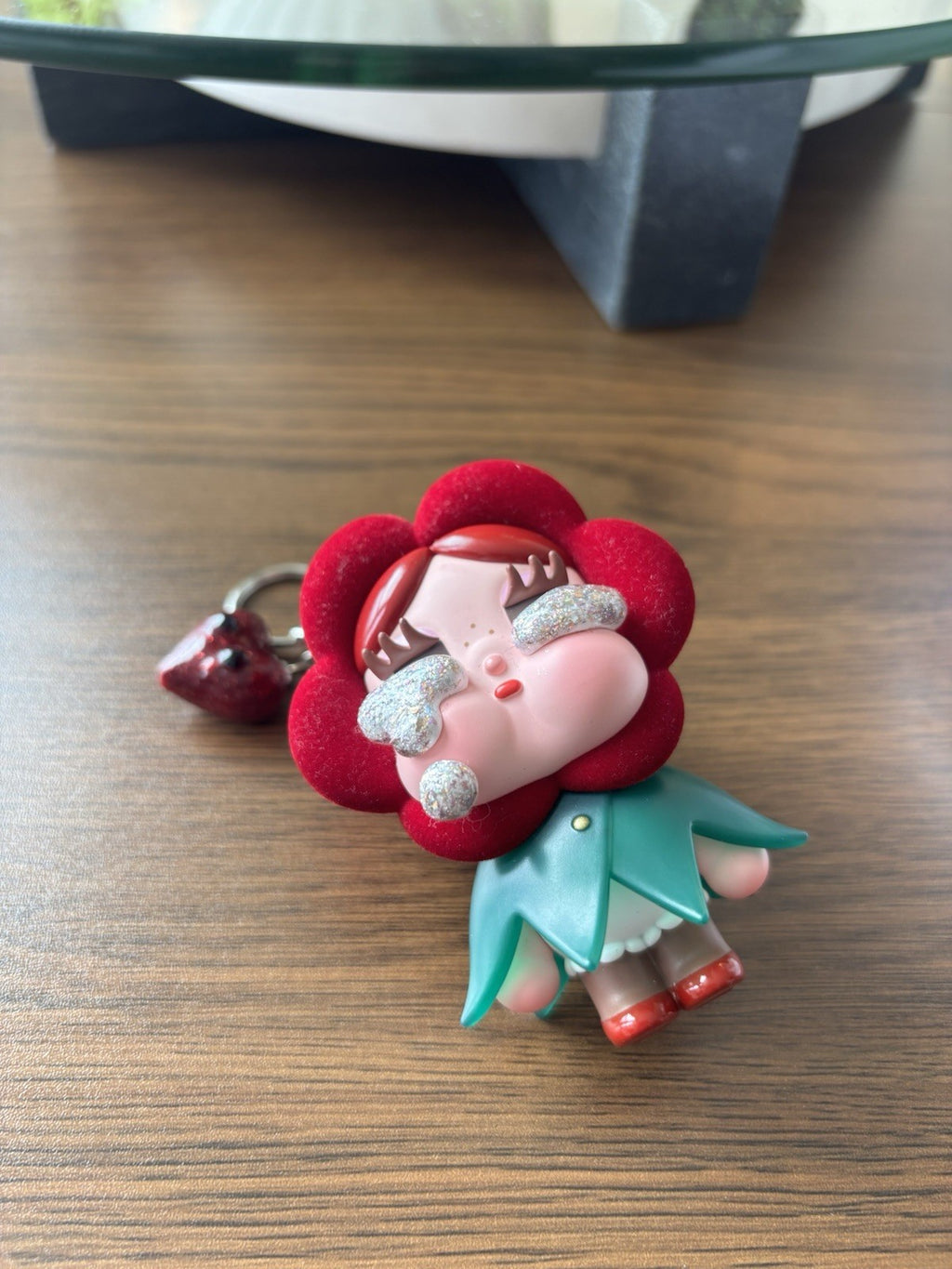 POP MART RARE Crybaby Classic Rose Crying For Love Bag Charm Keychain/ Red Heart