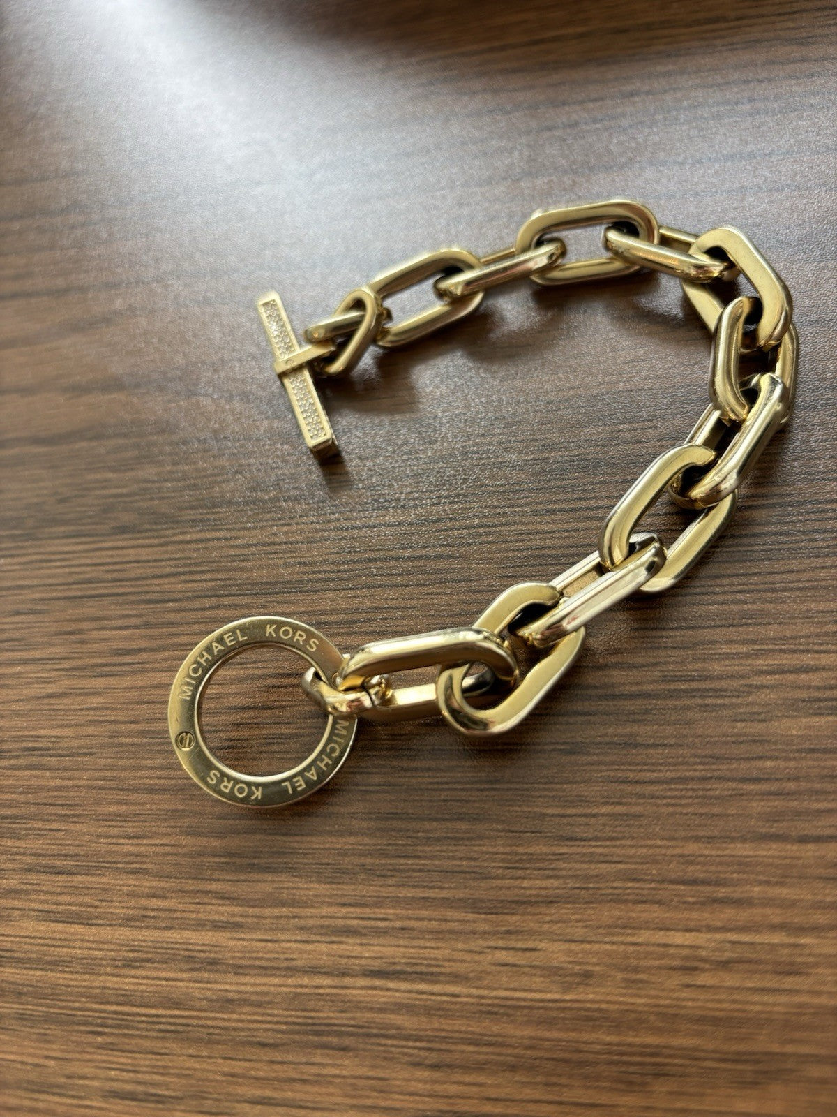 Designer MICHAEL KORS City Scape Gold Chain Crystal Toggle Bracelet Logo 8inch