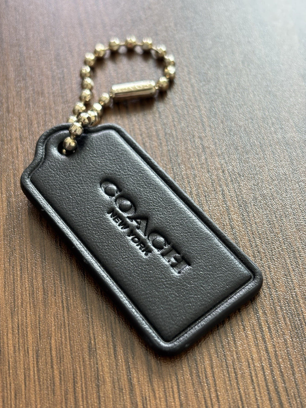 COACH New York Designer Hang Tag Horse & Carriage Bag Charm Fob Chain Gold/Black