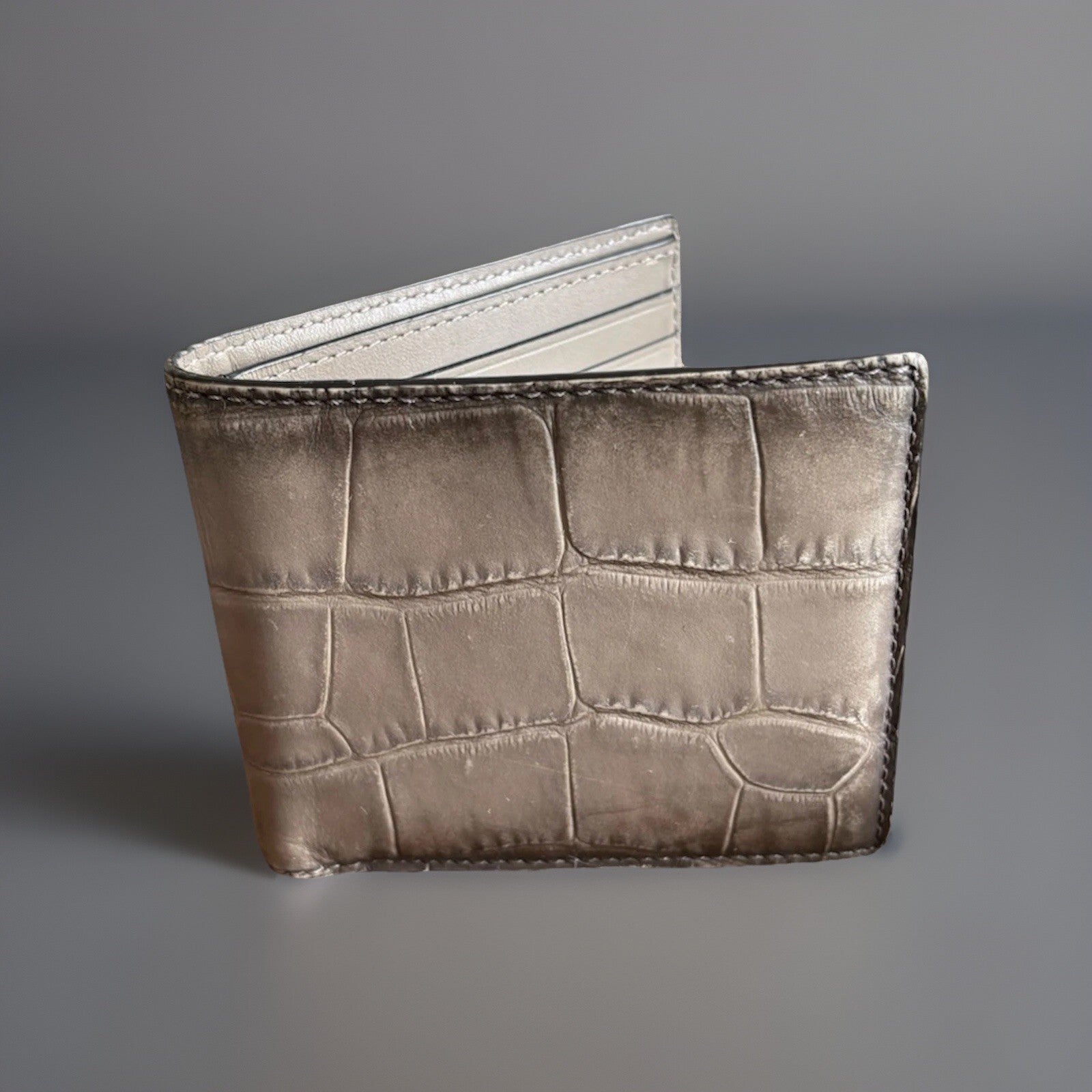 Rare COACH Retail Crocodile Embossed Leather Bifold Wallet Card Fog (org $225)