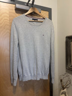 TOMMY HILFIGER Classic V-Neck Sweater Logo Pullover Gray Men Size L (org $75)