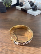 COACH 1999 Bangle Bracelet Vintage Black/Gold Chain Clasp Signature C Logo