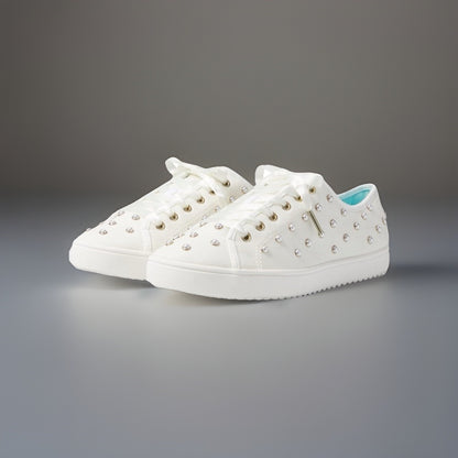 NEW Designer KATE SPADE New York White Pearl Sneakers Women’s SZ 7 (org $225)