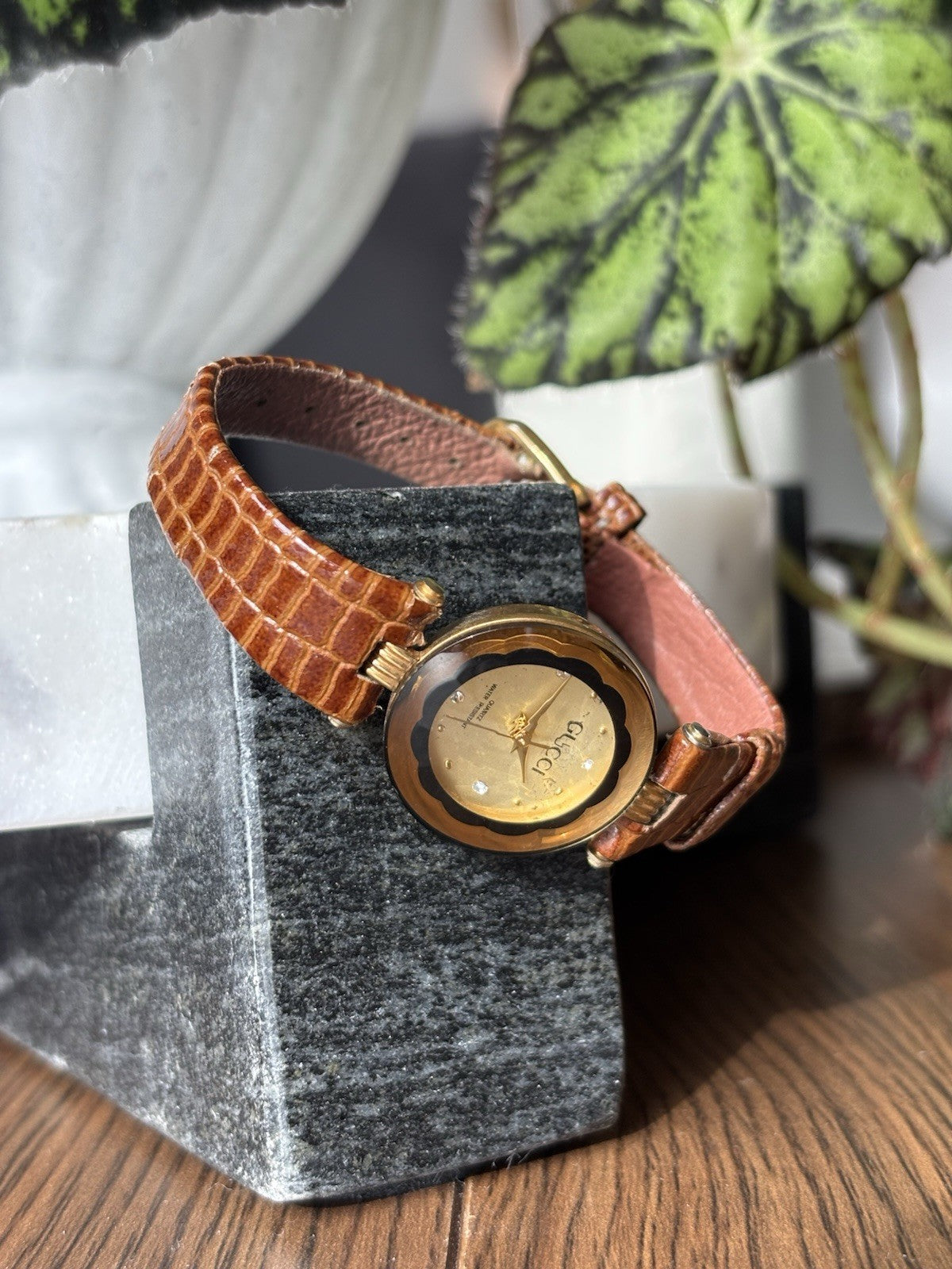 GUCCI 1986 Vintage Quartz GG Gold Brown Watch Leather Python Snake Adjust Band