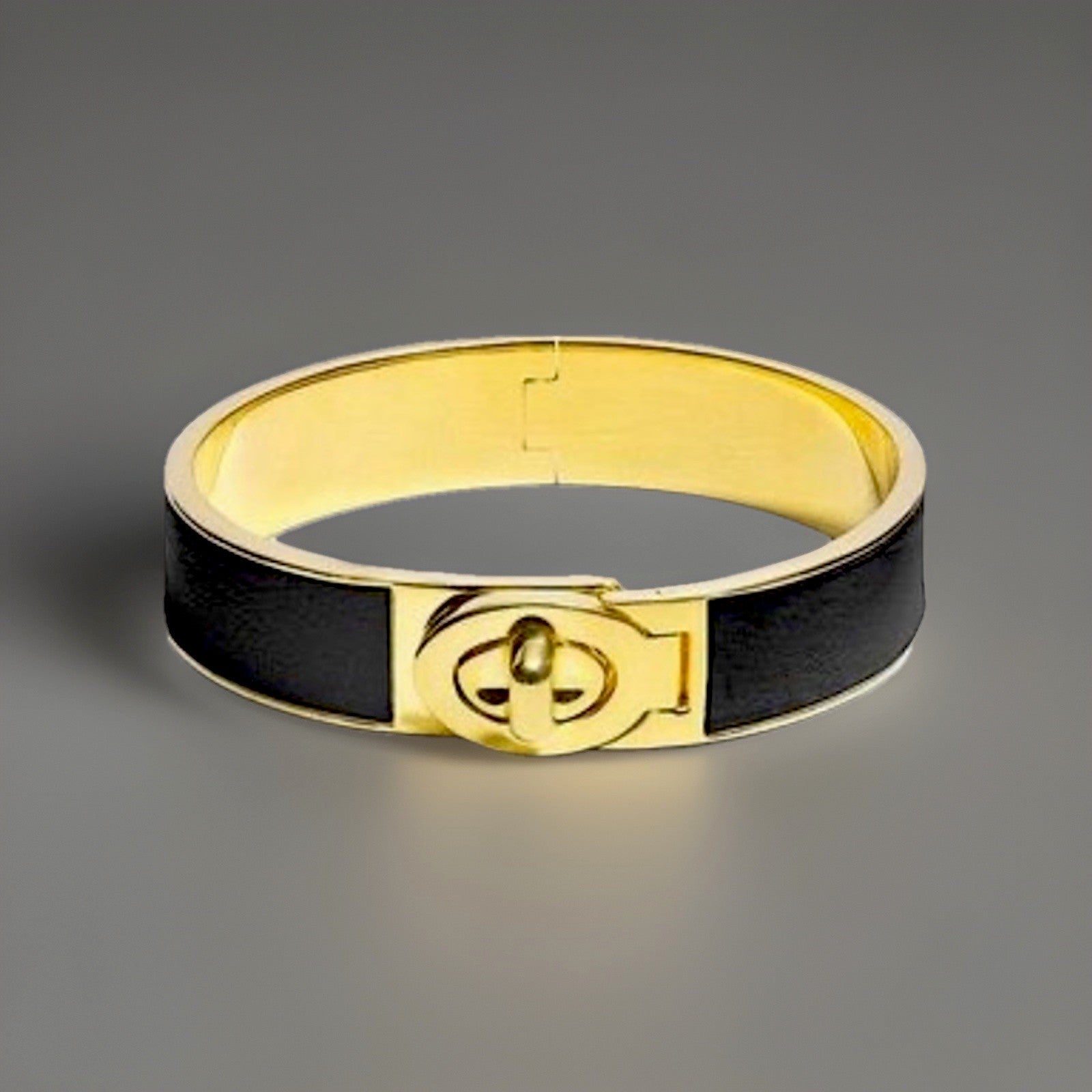 COACH 2006 Black Saffiano Leather Gold Turnlock Bangle Bracelet Hinged Vintage