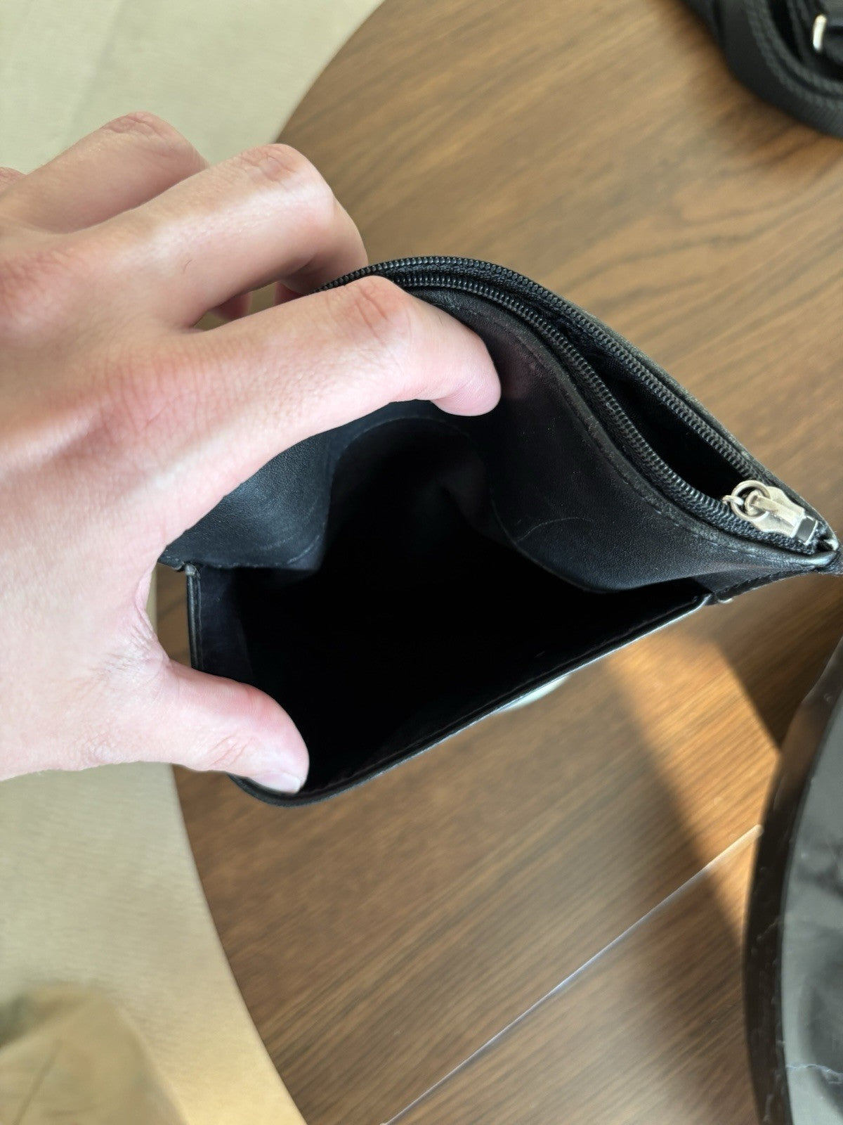 Vintage COACH Black Leather Pouch Crossbody Coach Create Custom Bottle Cap Pins