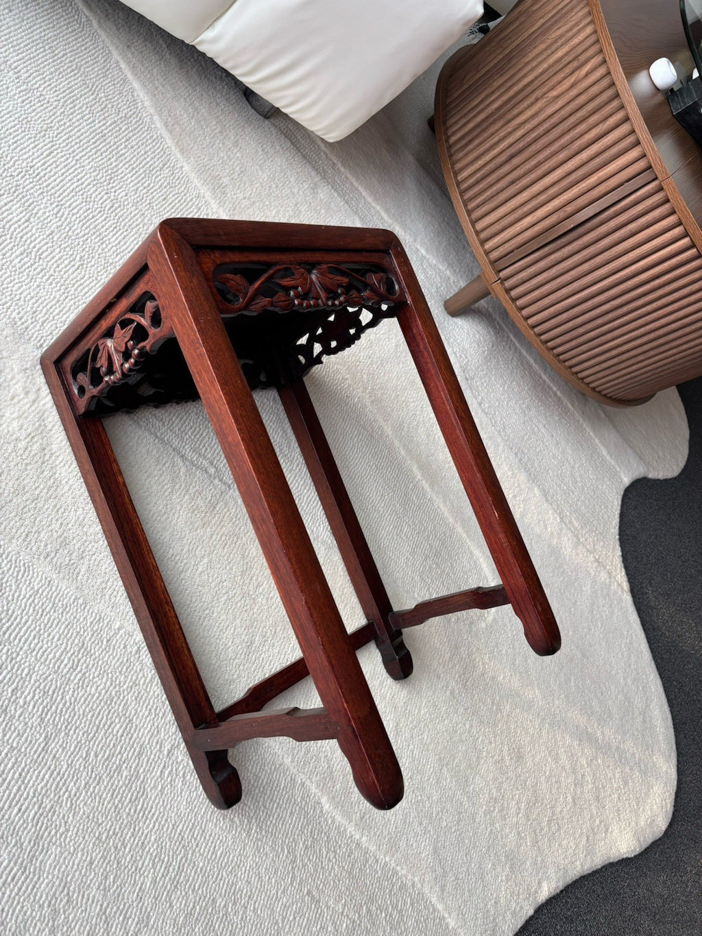ANTIQUE Chinese Rosewood Pedestal Stand Carved Hardwood Plant Tea Side Table
