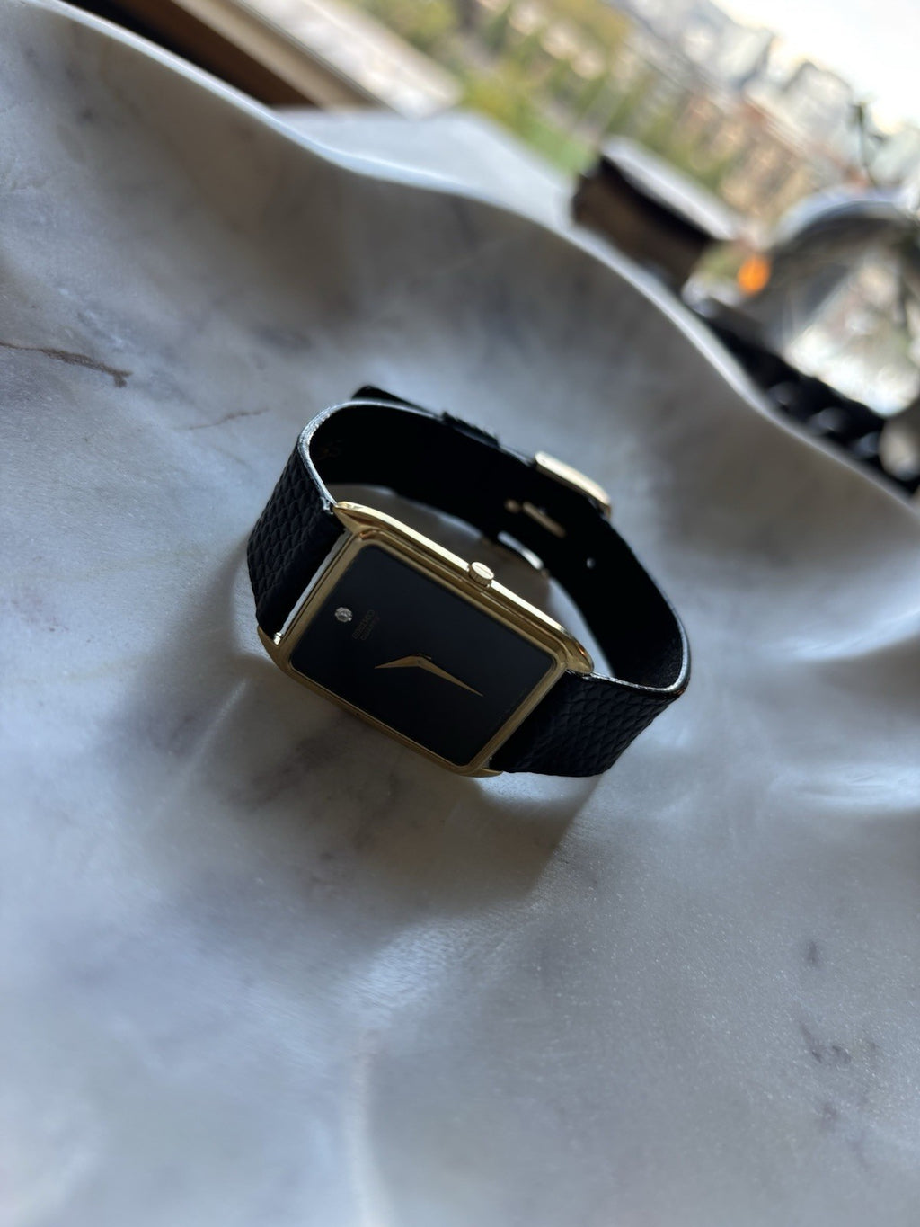 SEIKO Vintage Real Diamond Watch Black/Gold Mens 18mm Leather Snake Adjustable