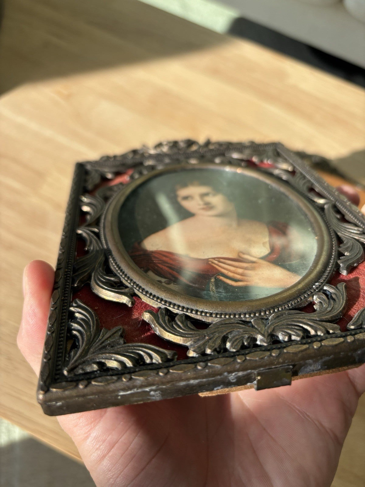 1951 VINTAGE Italian Portrait Frames Set of 2 Brass Filigree & Red Velvet 5x8”