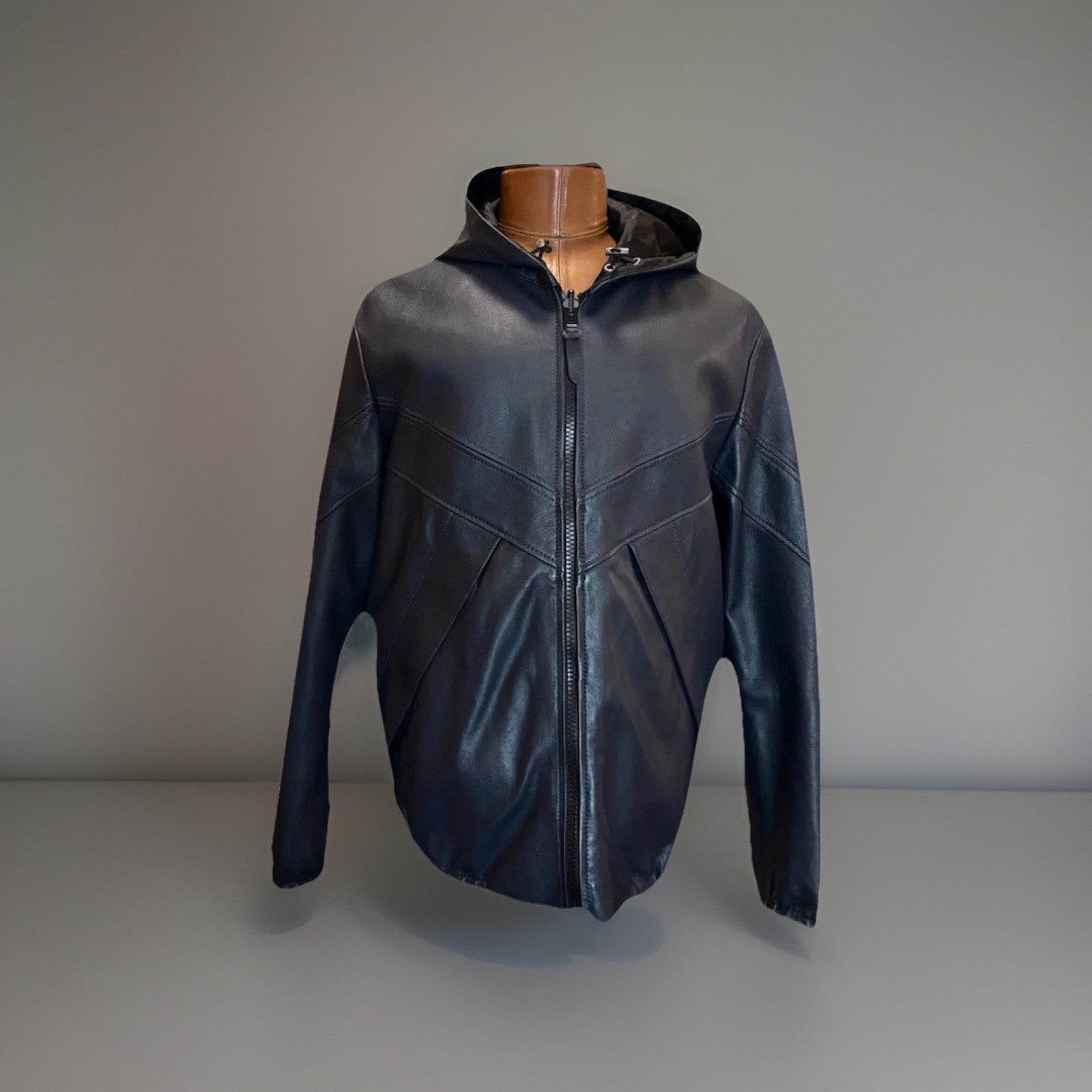 Designer COACH Lamb Leather Jacket Reversible W/ Hood Navy/BLK Sz 48 (Org $1295)