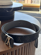 LOUIS VUITTON Authentic Eclipse Belt Black LV Reversible Logo Men 32 (org $650)