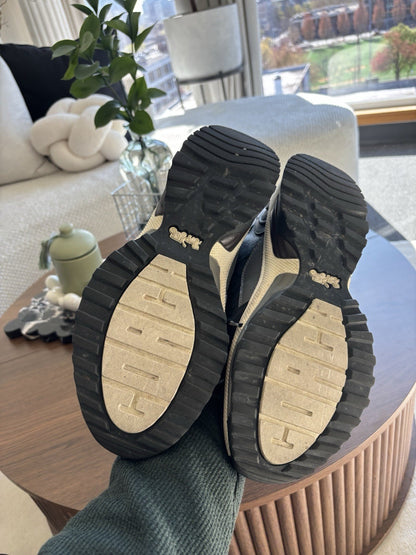 COACH Brand Men C143 Runner Sneakers  Shearling Size 10.5D Blk/White (org $225)