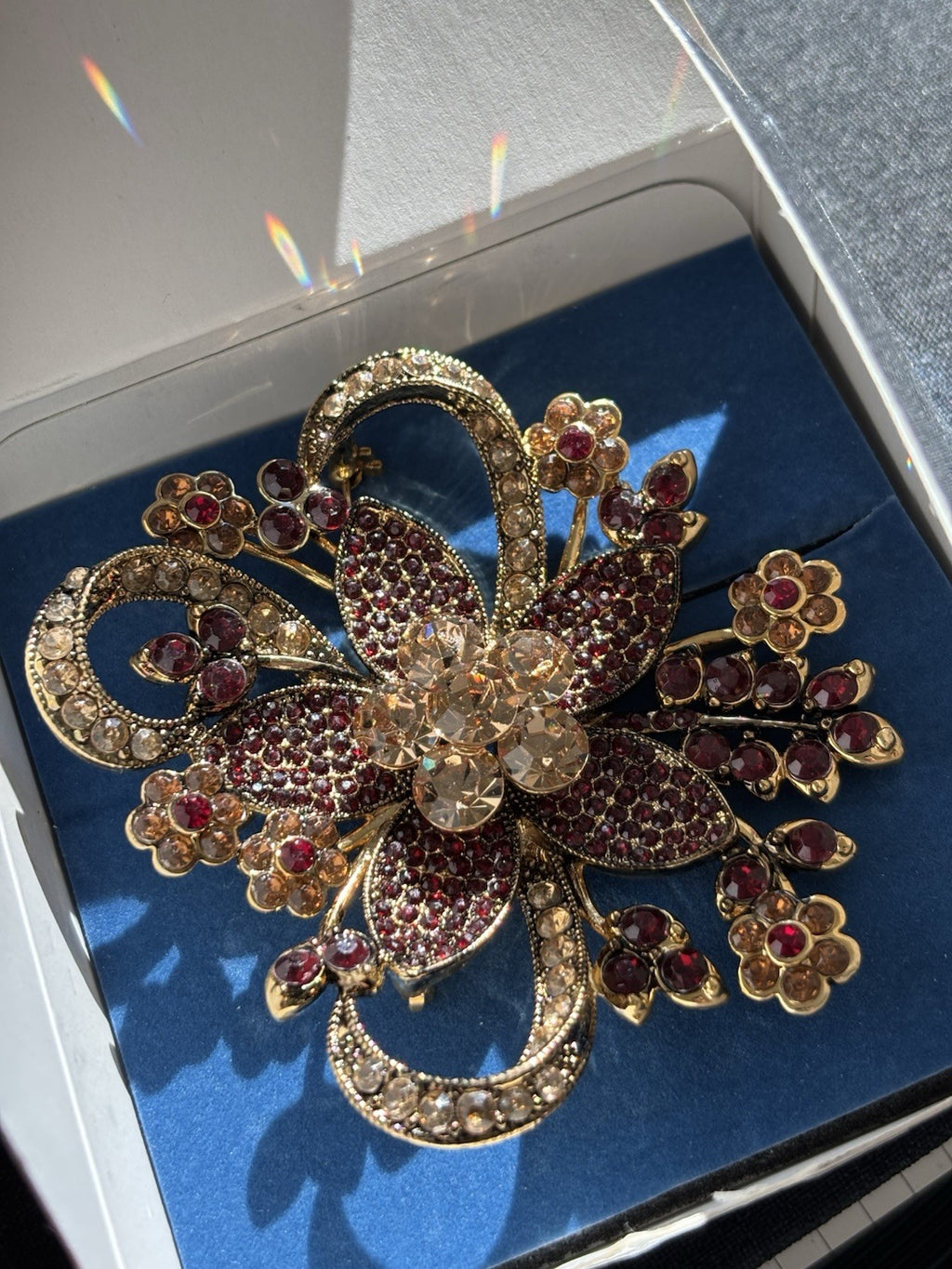 AVON Brooch Pin Ruby Red /Amber Rhinestones Gold 35 Year Anniversary 3” New