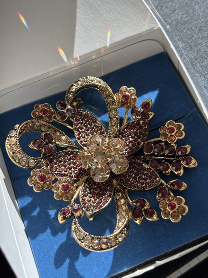 AVON Brooch Pin Ruby Red /Amber Rhinestones Gold 35 Year Anniversary 3” New