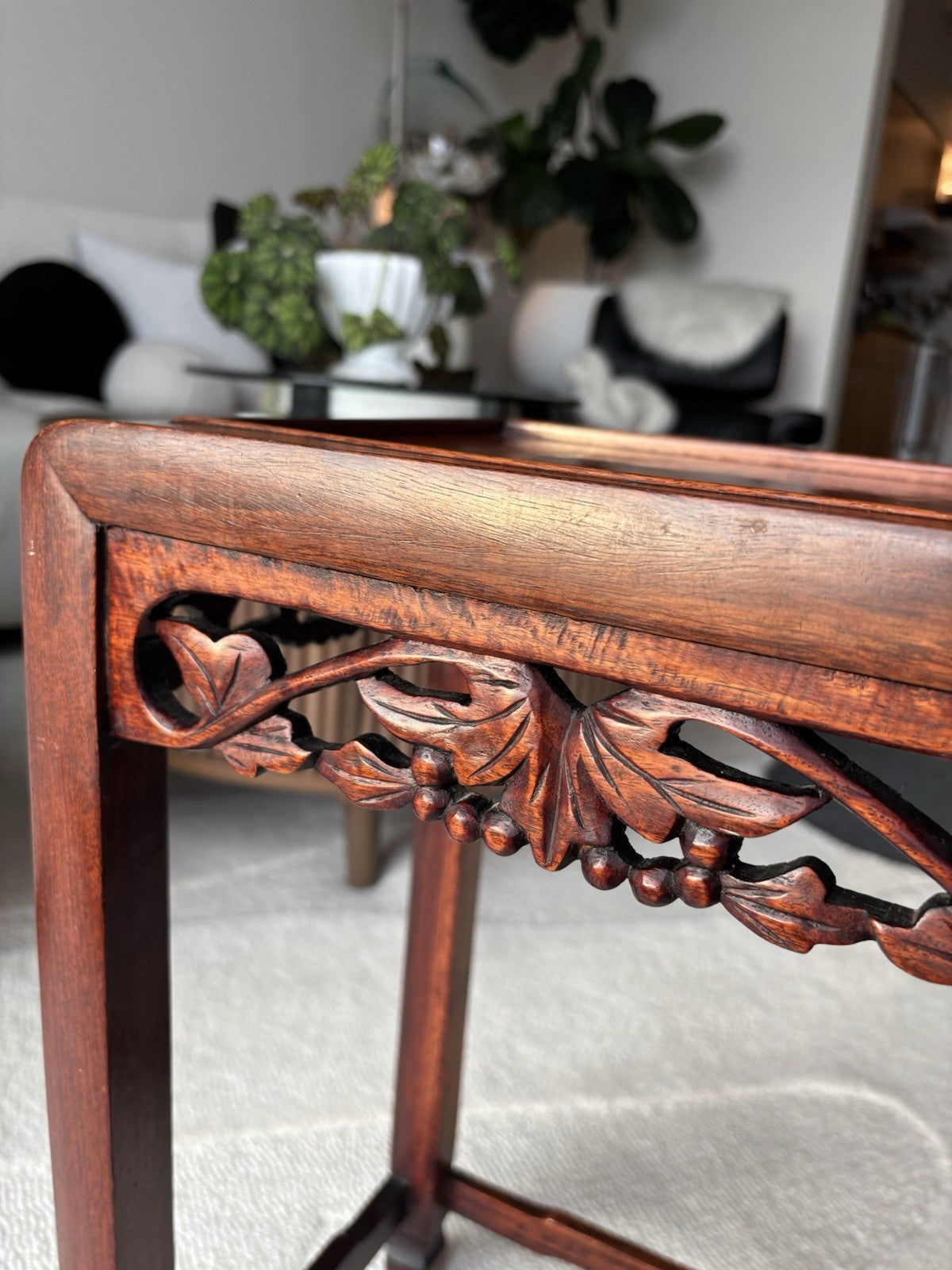 ANTIQUE Chinese Rosewood Pedestal Stand Carved Hardwood Plant Tea Side Table